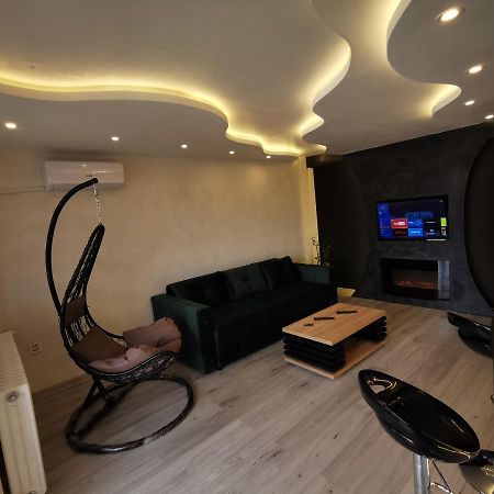 Brend New Luxurious Apartment In Downtown With Free Parking Novi Sad Luaran gambar