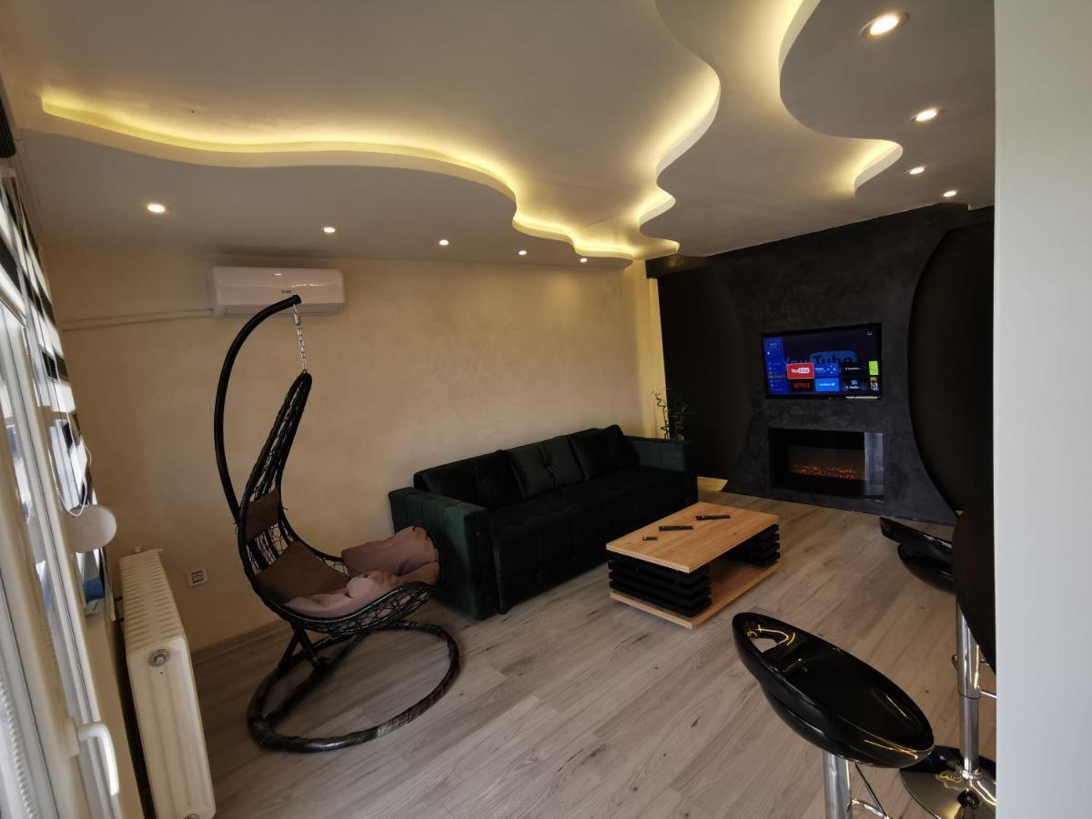 Brend New Luxurious Apartment In Downtown With Free Parking Novi Sad Luaran gambar