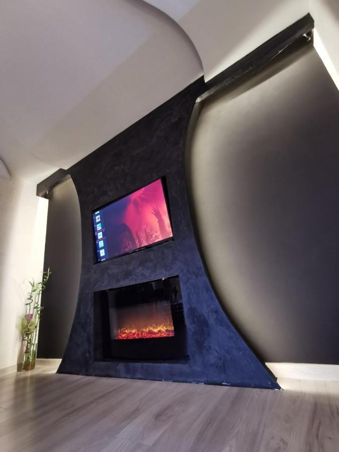 Brend New Luxurious Apartment In Downtown With Free Parking Novi Sad Luaran gambar